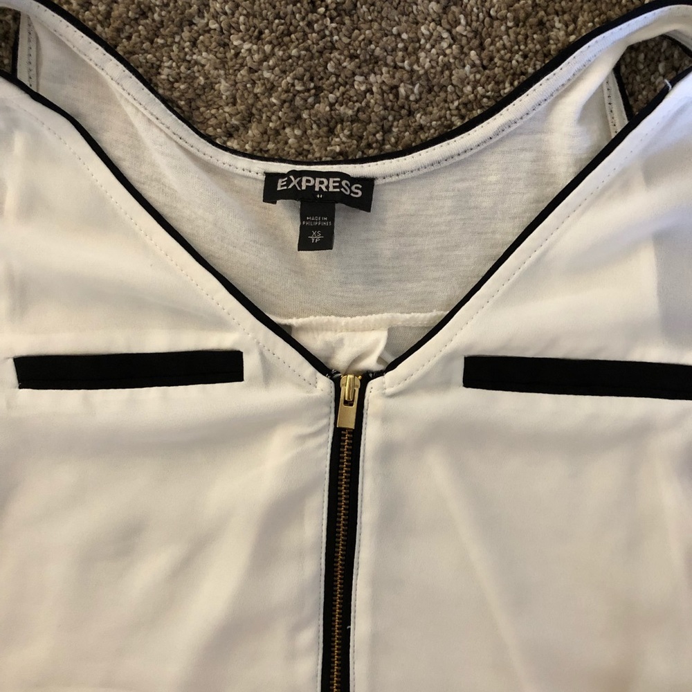 Express Tank - Picture 2 of 3